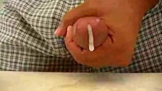 Pee in the middle of cumming (intense)