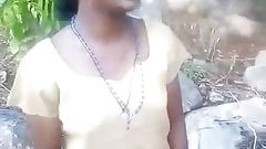 Tamil lovers have outdoor sex