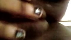 Salope de Guadeloupe se masturbe