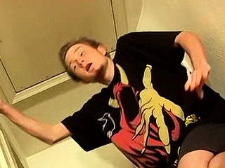 Self suck solo porn by a chap in love with his large strapon