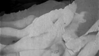 Authentic Vintage Porn 1930s – FFM Threesome