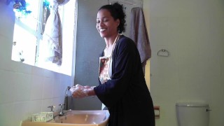 Sensational Sia Soon & Big Sexy Mark Go LONG & HARD in the wash closet!