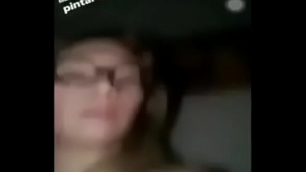 Pendeja puta argentina le gusta la verga