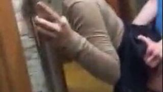 Konul bawqasina sikdirir