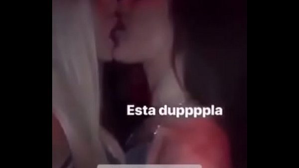 Hermosisima amiga argentina lesbiana en antro y luego siendo follada